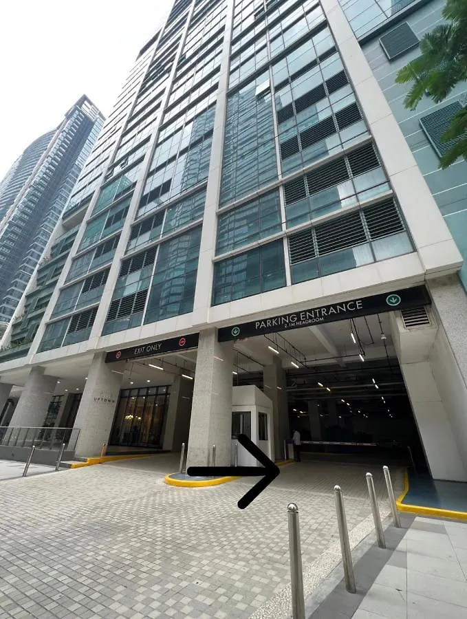 La Palazzo - Across Uptown Mall & Grand Hyatt Bgc Taguig