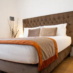 https://house-michelangelo-vatican.it-romehotels.com